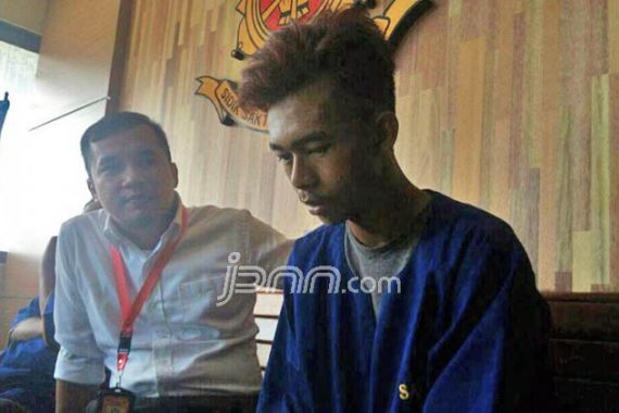 Ricky Doyan Nonton Film Panas, Sama Pacar Jadi Ganas - JPNN.COM