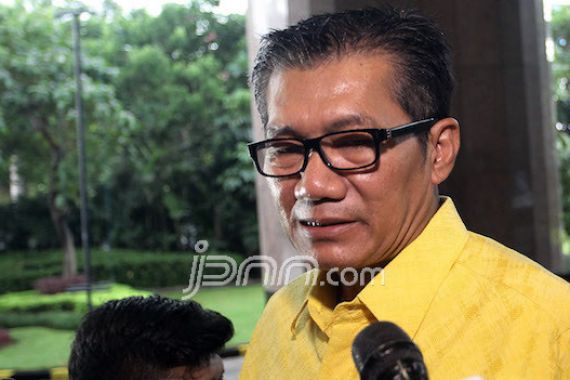  Airlangga Sebaiknya Tarik Agun ke Kepengurusan Golkar - JPNN.COM