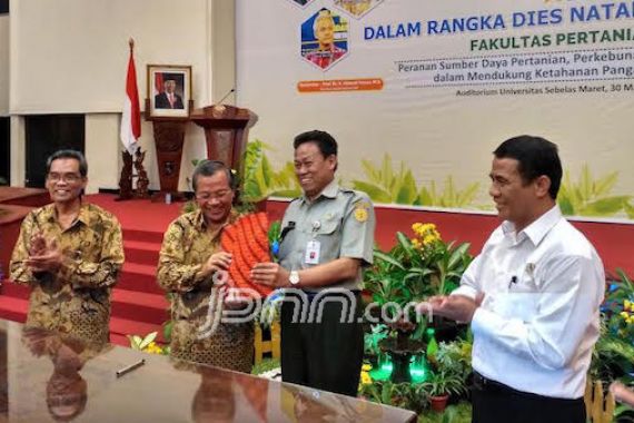 Mentan: Tahun Depan 'Tikusnya' yang Masuk ke Singapura - JPNN.COM