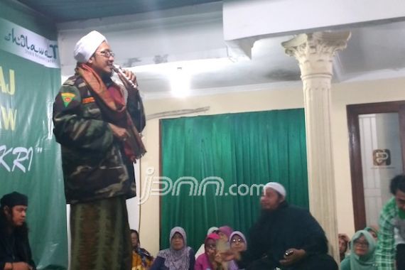 Dilarang Dukung Cagub Nonmuslim? Habib: Pilih Djarot! - JPNN.COM