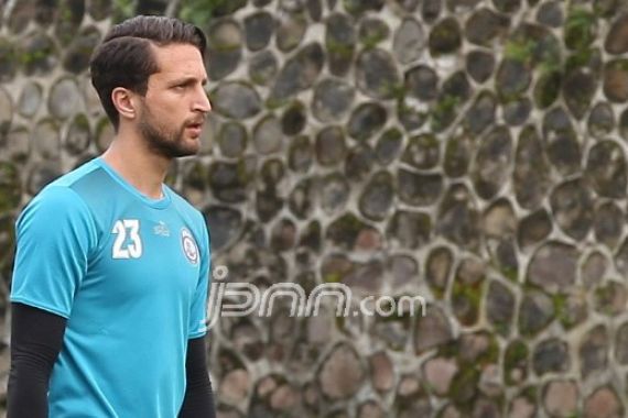 Kabar Melegakan untuk Aremania - JPNN.COM