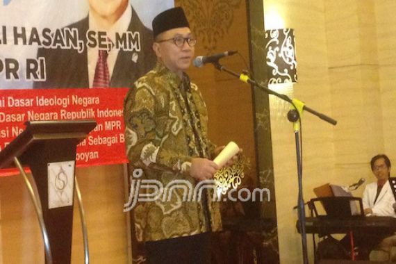 Istri Ketua MPR Usaha Baju Muslim, Omzet Lumayan - JPNN.COM