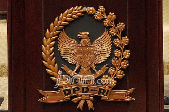 DPD Pengin Banget Ada Senator Jadi Menteri di Kabinet Jokowi - JPNN.COM