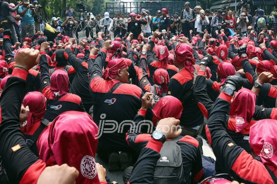 Belum Puas, Buruh Bakal Gelar Demo di Balai Kota DKI - JPNN.COM