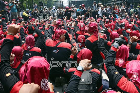 Ketua DPD RI Ajak Buruh Bantu Pemerintah Atasi Dampak Pandemi - JPNN.COM