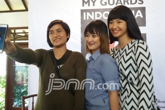 Mau Bodyguard Cantik atau Ganteng? Tinggal Pencet... - JPNN.COM