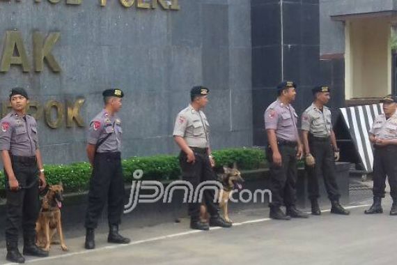 Anjing Pelacak Disiagakan Antisipasi Massa Pro Ahok - JPNN.COM