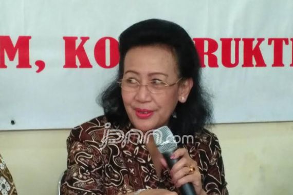 Ratu Hemas Tuding Sekjen DPD Ikut Berpolitik - JPNN.COM