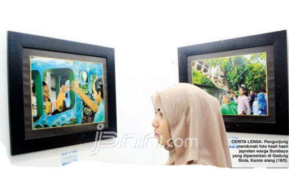 Pameran Foto HJKS ke-724, Potret Kebahagiaan Warga Kota Surabaya - JPNN.COM
