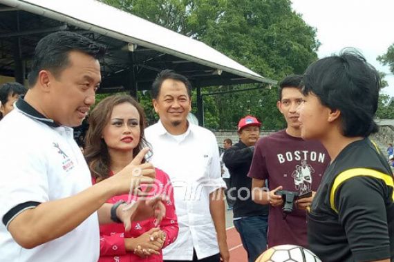 Menpora Minta Pemain Tak Main Kasar di Lapangan - JPNN.COM