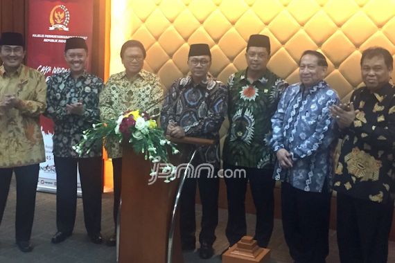 MPR Ajak Semua Pihak Jaga Etika Berbangsa dan Bernegara - JPNN.COM