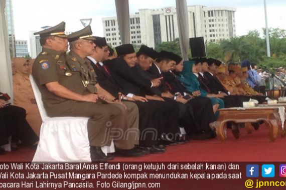  Nih Lihat, Djarot Bacakan Pidato Jokowi, Anak Buah Tertidur - JPNN.COM