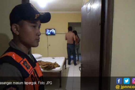 Siswi SMK Tepergok Ngamar di Hotel - JPNN.COM