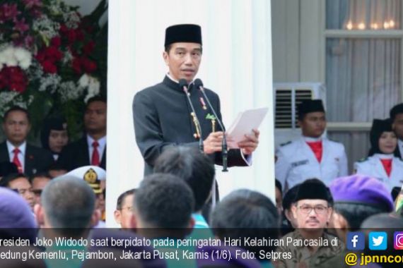 Jokowi Kembali Peringatkan Ormas Anti-Pancasila - JPNN.COM