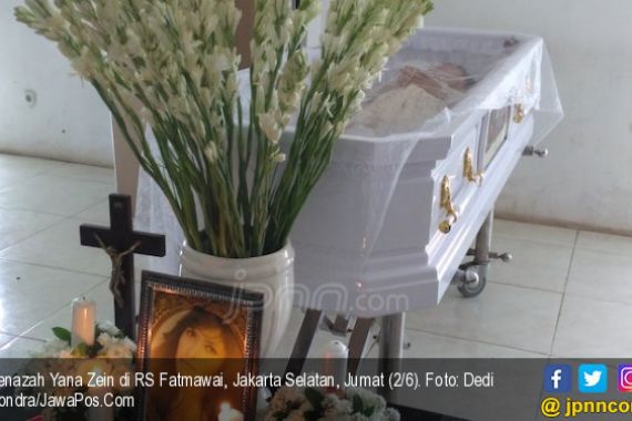 Seperti Inilah Perdebatan Ayah dan Ibu Yana Zein sebelum Pemakaman - JPNN.COM