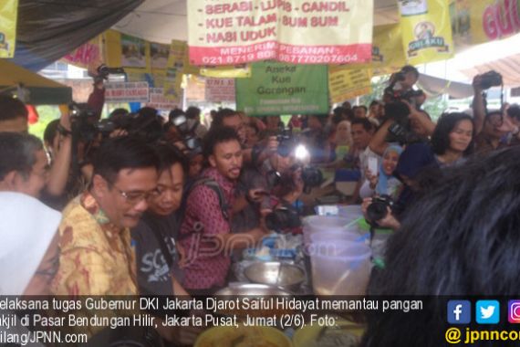Djarot Pastikan Makanan dan Takjil di Jakarta Sehat - JPNN.COM