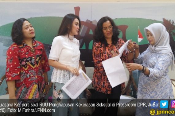 Rieke: Kami Tak Ingin Presiden Melanggar UU - JPNN.COM