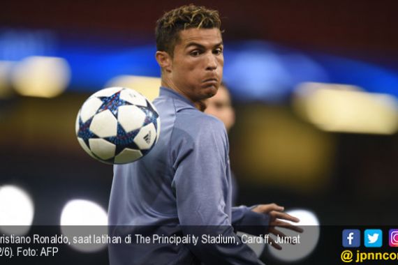 Sebait Doa dari Cristiano Ronaldo - JPNN.COM