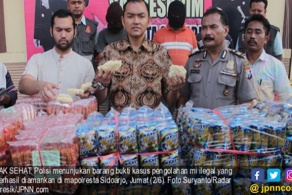  Cerita 3 Ton Mi Berbahan Pakan Ternak yang Diolah Jadi Makanan Ringan - JPNN.COM