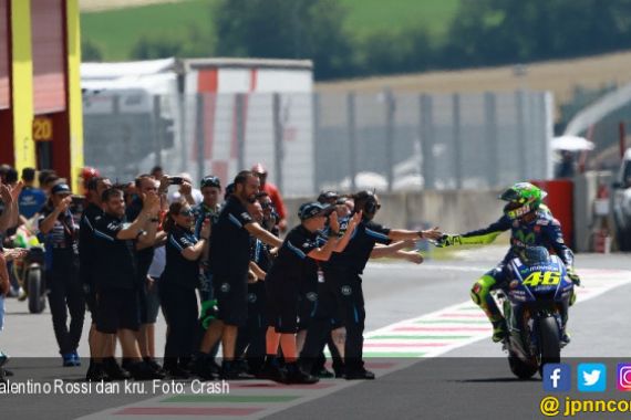 Rossi..Dari Cobaan, Keajaiban Hingga Sebuah Janji Buat Fan di Mugello - JPNN.COM