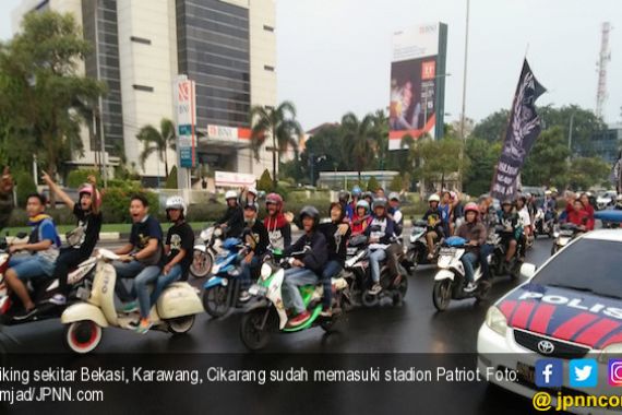 Fan Persib Mulai Berdatangan ke Stadion - JPNN.COM