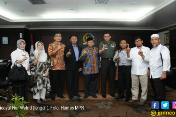 Wakil Ketua MPR: Indonesia Butuh Sosok yang Menguasai Ilmu dan Iman - JPNN.COM