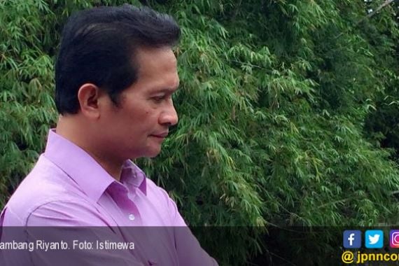 Bambang: Bukti Jokowi Gagal Selesaikan Masalah Honorer K2 - JPNN.COM