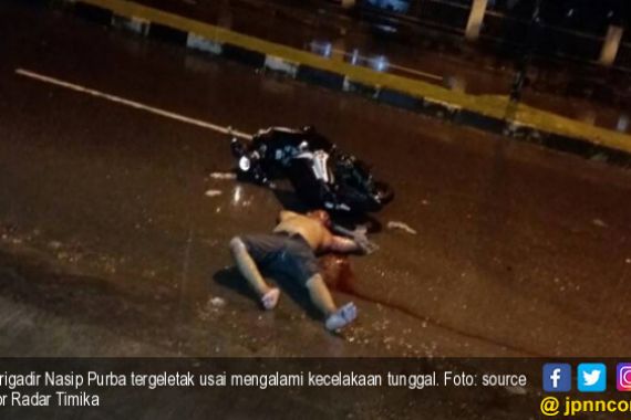 Polisi Mabuk, Bawa Motor Tak Pakai Helm, Gubraak! - JPNN.COM