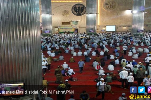 Jemaah Istiqlal Langsung Bubar Usai Salat, Mana Aksi Bela Ulama? - JPNN.COM