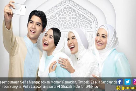 Kesempurnaan Selfie Mengabadikan Momen Ramadan - JPNN.COM