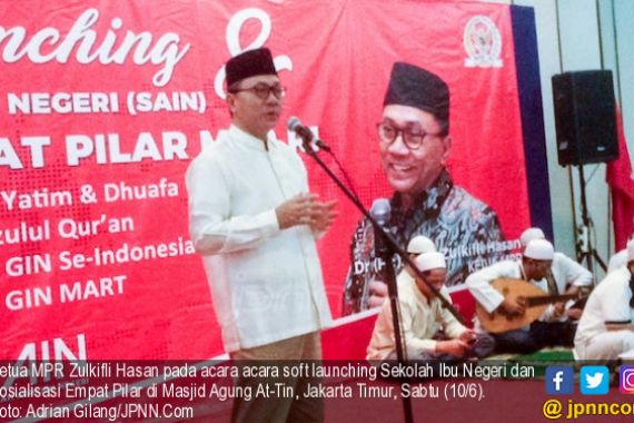 Ini Penilaian Zulkifli Hasan tentang Sosok Jupe - JPNN.COM