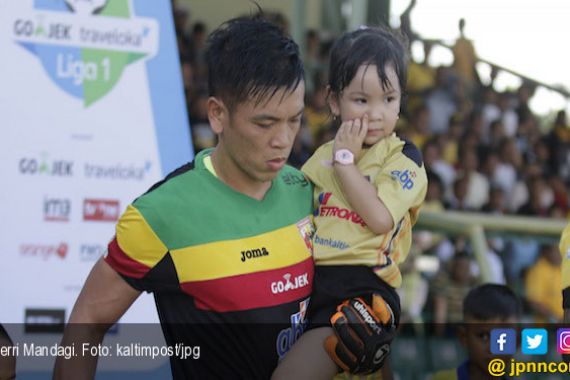 Gerri Senang Kiper Cadangan Kini Dapat Tempat di Tim - JPNN.COM