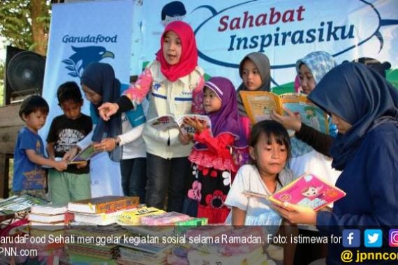 Ramadan, GarudaFood Berbagi dengan Anak Pemulung - JPNN.COM