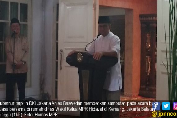 Anies Sanjung Hidayat Nur Wahid Terkait Pidatonya - JPNN.COM