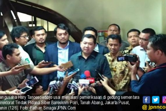 Diperiksa soal SMS ke Jaksa, Hary Tanoe Mengaku Rakyat Biasa - JPNN.COM