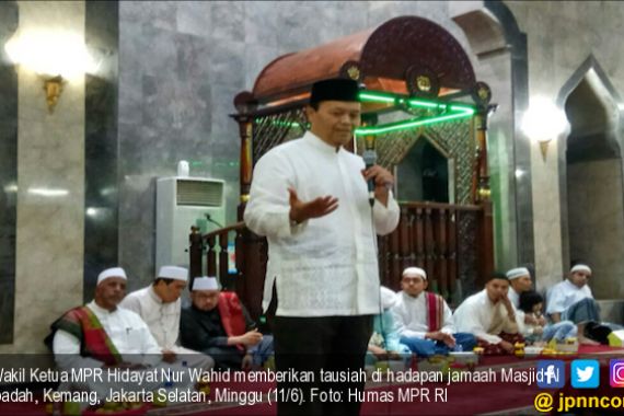 Wakil Ketua MPR: Jadikan Alquran Sebagai Cermin - JPNN.COM