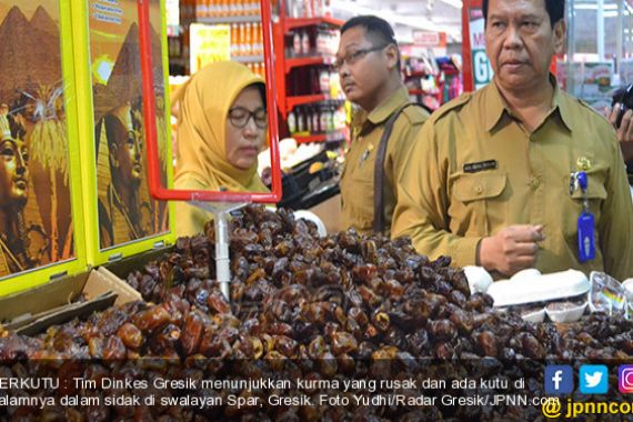 Hati - Hati Beli Kurma dengan Kemasan yang Sudah Rusak - JPNN.COM