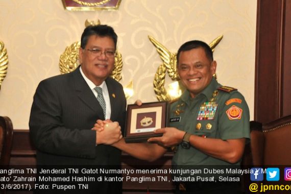 Panglima TNI Terima Kunjungan Dubes Malaysia - JPNN.COM