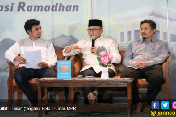 Zulkifli Hasan: Masjid Kampus Harus Lahirkan Pemimpin Bangsa - JPNN.COM