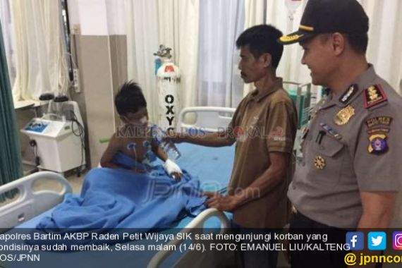 Kayu Sepanjang 60 Cm Jadi Saksi Bisu Kekejaman 2 Bocah Ini - JPNN.COM