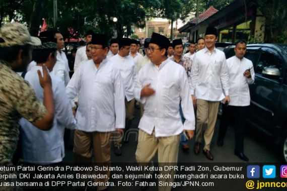 Jokowi Mantu, Prabowo dan Fadli Zon Diundang, Hadirkah? - JPNN.COM