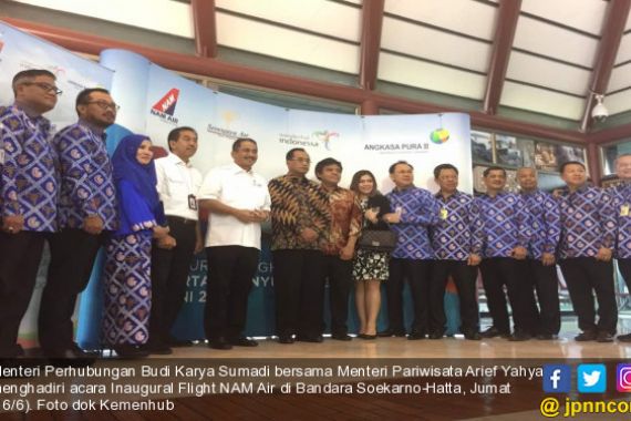 Nam Air Terbangi Jakarta-Banyuwangi, Menhub: Saya Selalu Semangat - JPNN.COM