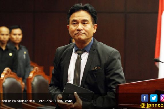 Punya Segudang Pengalaman di MK, Yusril Tantang Kubu Prabowo Buktikan Kecurangan - JPNN.COM