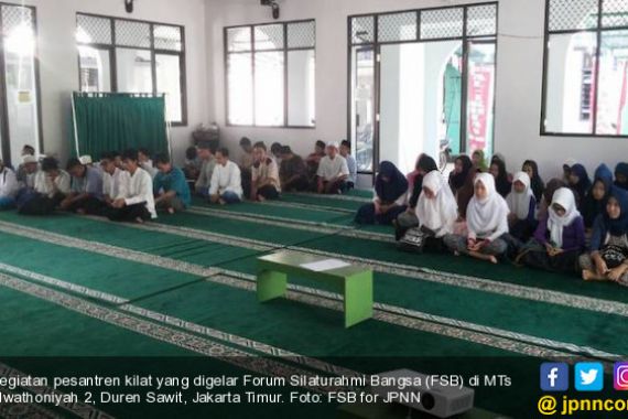 Awas, Ini Potensi Buruk Jika Madrasah Diniyah Tutup akibat Full Day School - JPNN.COM