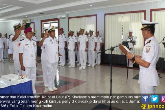 30 Perwira Penyidik Tindak Pidana Khusus di Laut Diambil Sumpah - JPNN.COM