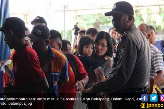 Ribuan Pemudik Mulai Tinggalkan Batam Lewat Jalur Laut - JPNN.COM