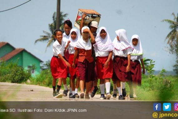 Hanya Sebulan Terapkan Sekolah 5 Hari - JPNN.COM