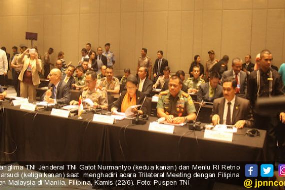 Panglima TNI Hadiri Pertemuan Trilateral Soal Penanggulangan Terorisme - JPNN.COM