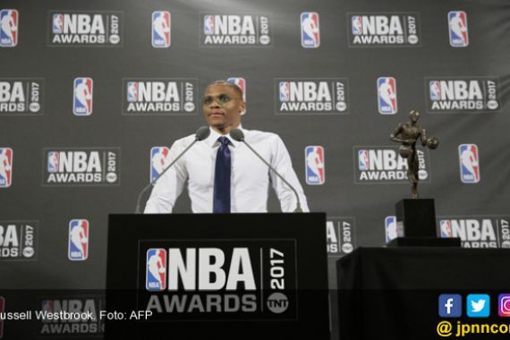 Sabet MVP NBA, Russell Westbrook Ingat Saat Main Game dengan Ayahnya - JPNN.COM