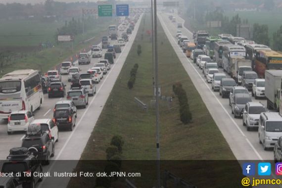 Beuuuh! Sudah 298 Ribu Kendaraan Kembali ke Jakarta - JPNN.COM